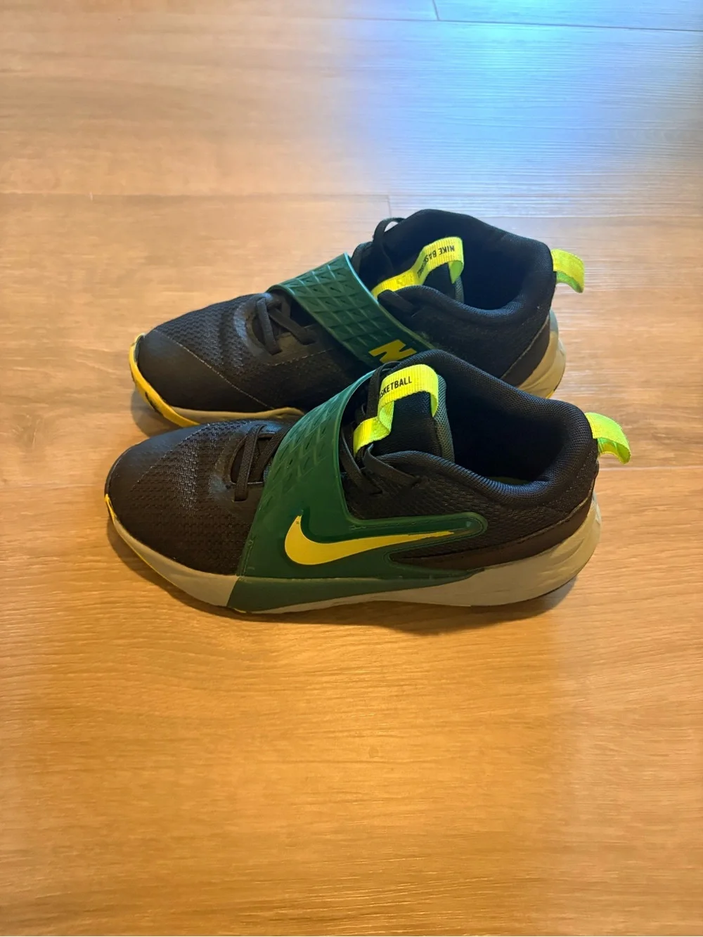 Nike Kids' Basketball Shoes 3Y